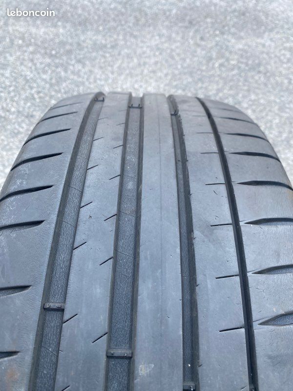 225/45/19 96W Michelin pilot sport 4 (image 2)
