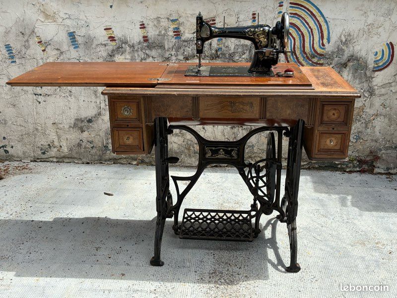 Machine à coudre ancienne SIMPLEX (image 1)