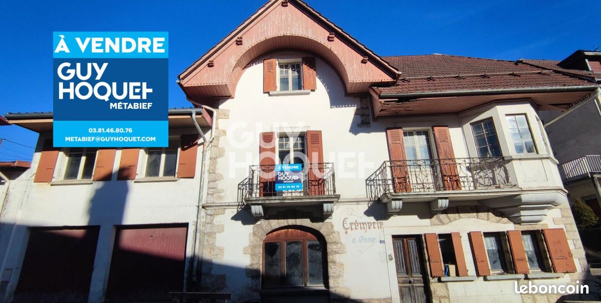 Maison 10 pièces 303 m² · à Jougne · 303 m² · 279 000 €