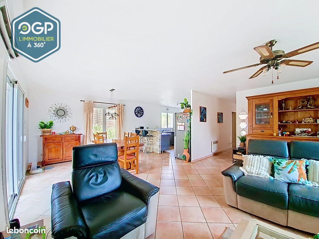 Maison 6 pièces 151 m² · à Bazus · 151 m² · 316 500 €