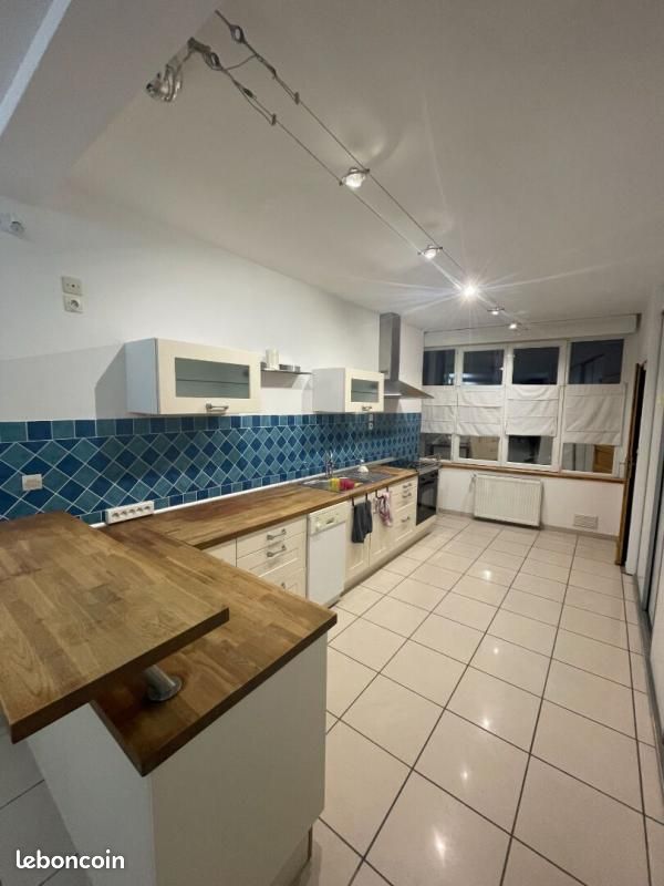 Maison 4 pièces 108 m² · à Lille · 108 m² · 1 276 €