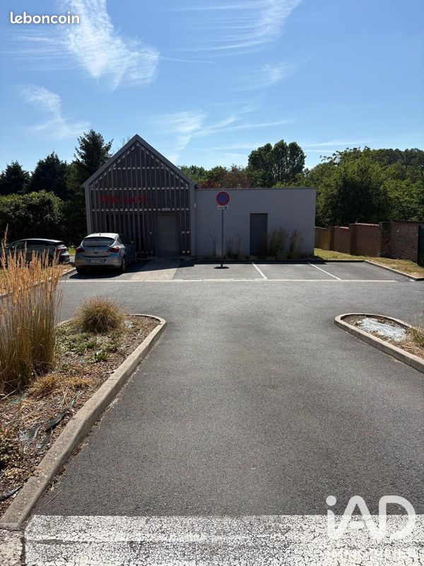 Immeuble 91 m² · à Boves · 91 m² · 376 000 €