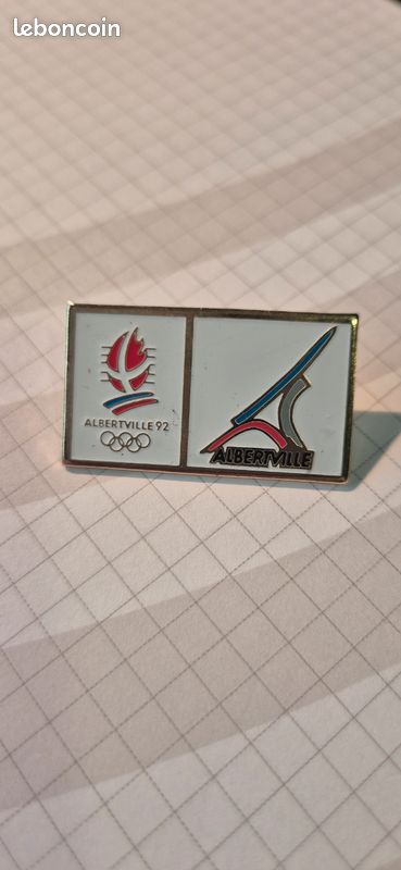 Pin's Jo Albertville 1992 - Officiel - Signé COJO 1991 • EUR 5,90 Pin's Jo Albertville 1992 - Officiel - Signé COJO 1991 • EUR 5,90