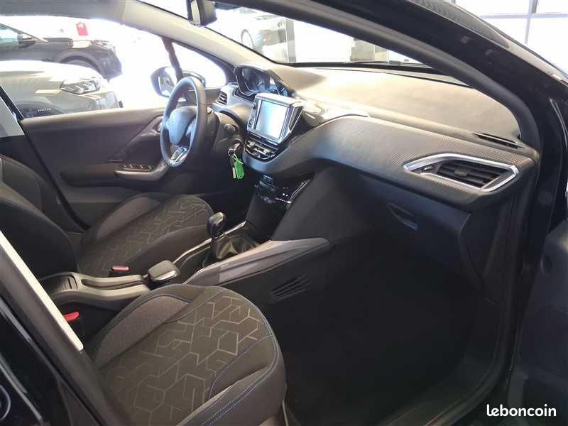 Peugeot 2008 1.2 82cv STYLE (image 10)