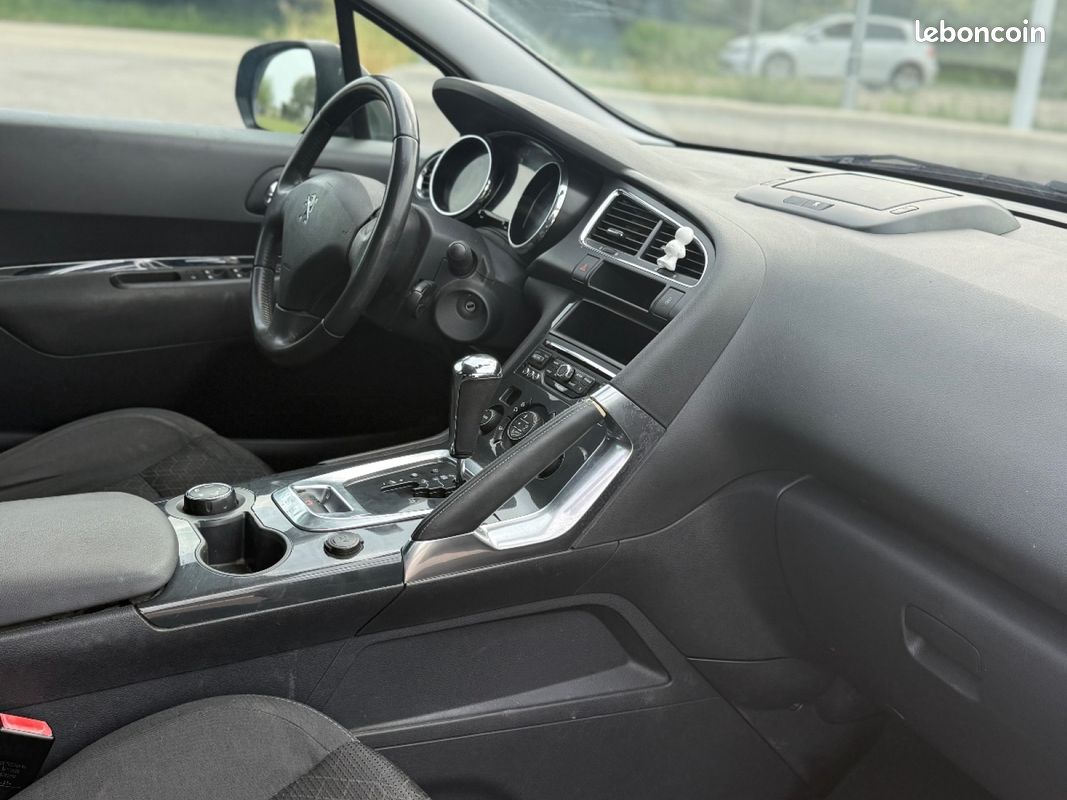 PEUGEOT 3008 BUSINESS 1.6 BlueHDi 120ch SS EAT6 Business (2ÈME MAIN) (image 14)