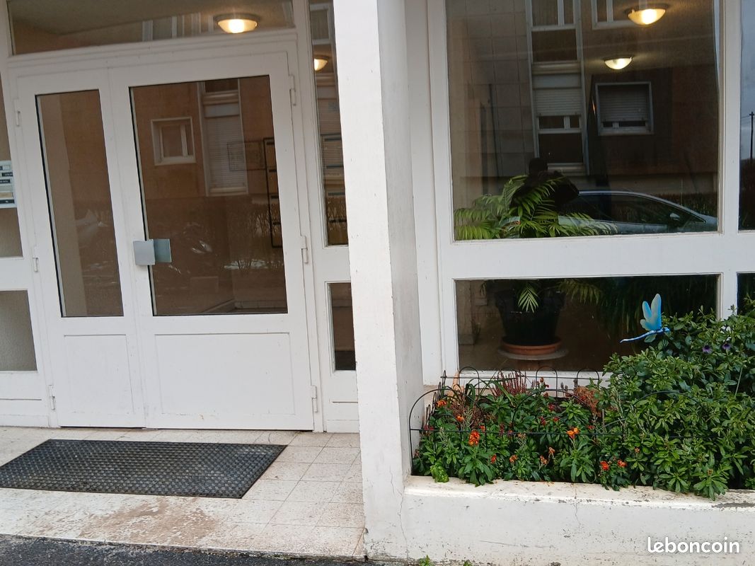 Appartement 3 pièces 70 m² · à Corbeil-Essonnes · 70 m² · 500 €/mois
