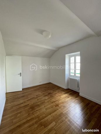 https://img.leboncoin.fr/api/v1/lbcpb1/images/01/86/45/018645291bc2c838e4eb7437d4b29783cea3ca22.jpg?rule=ad-image