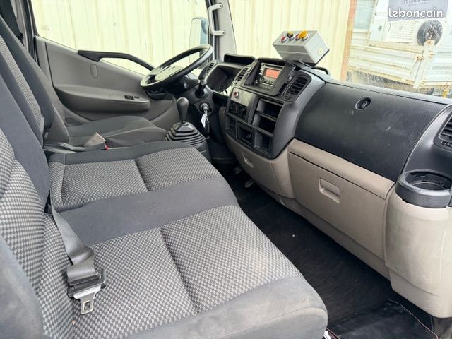 RENAULT Maxity 35,13 BOM Benne ordures ménagères DCI 130 Pack Clim 3 L - 01/2017 - 137500 kms (image 6)