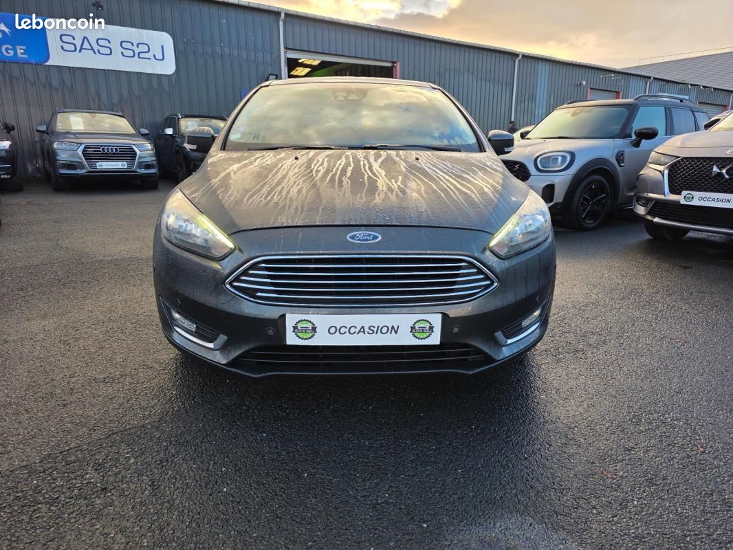 Ford Focus 1.0 EcoBoost 125 S&S Titanium (image 2)