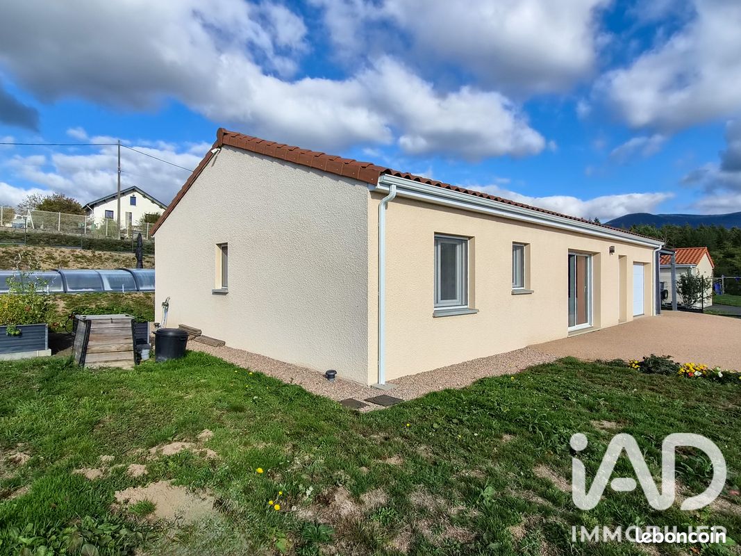 Maison 5 pièces 104 m² · à Marat · 104 m² · 245 000 €