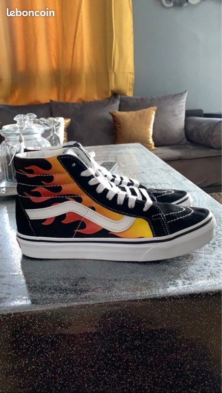 Paire de Vans (image 1)