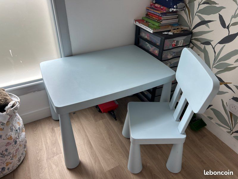 Table + chaise Mammut IKEA (image 1)