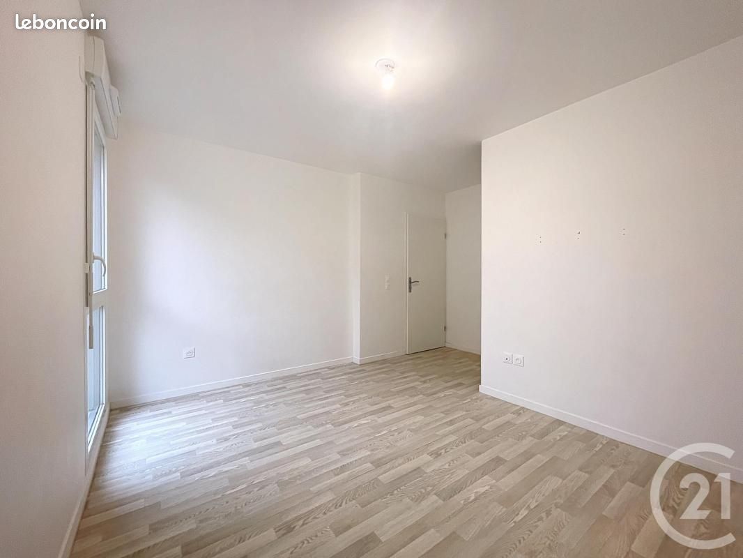 Appartement a louer melun - 4 pièce(s) - 71 m2 - Surfyn