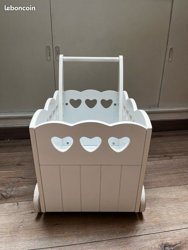 Petit chariot en bois (image 4)