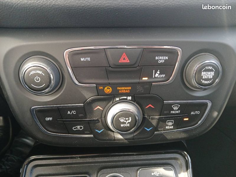 Jeep Compass 1.3 GSE T4 130ch Brooklyn Edition 4x2 (image 19)