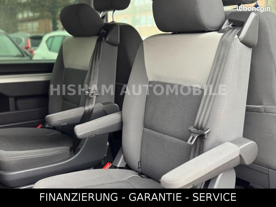 Volkswagen T5 Multivan 2.0 TDI 140CH - DSG STARTLINE CHAUFFAGE STATIONNAIRE ATTELAGE DISTRIBUTION... (image 17)