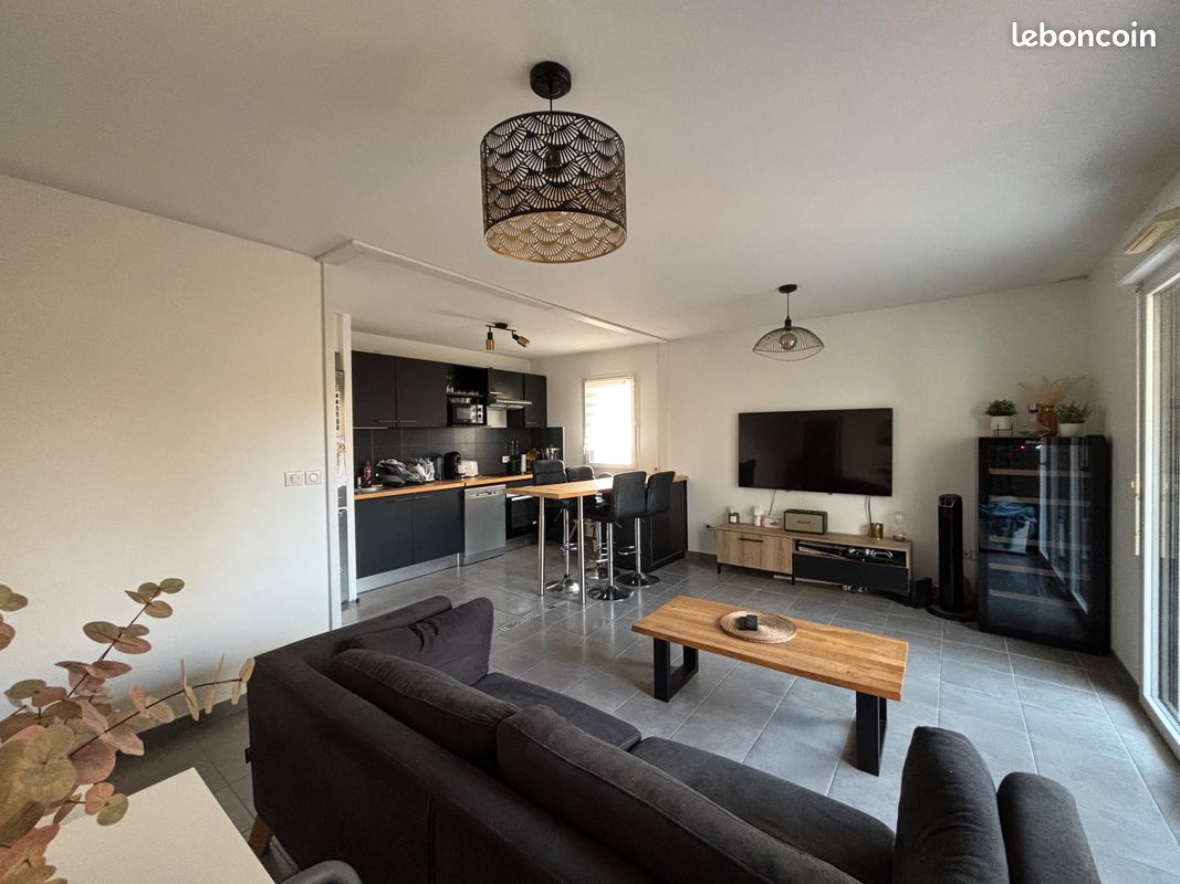 Appartement 3 pièces 65 m² · à Eysines · 65 m² · 245 000 €