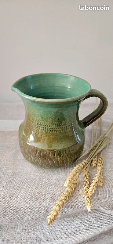 Pichet vintage en grès émaillé vert (image 8)