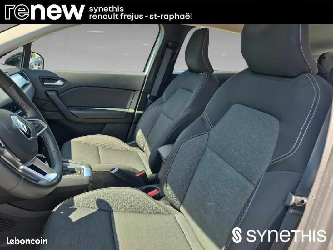 Renault Captur E-Tech 145 - 21 Zen (image 8)