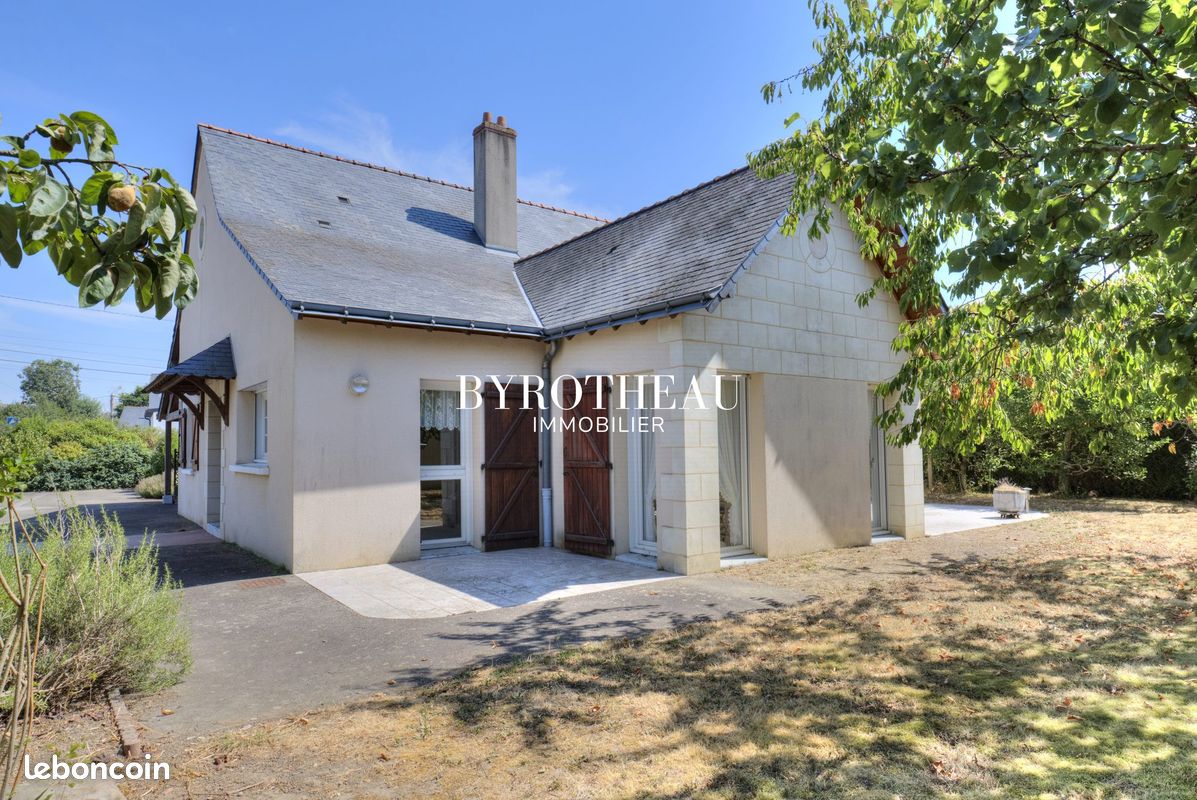 Maison 5 pièces 112 m² · à Montreuil-Juigné · 112 m² · 325 000 €