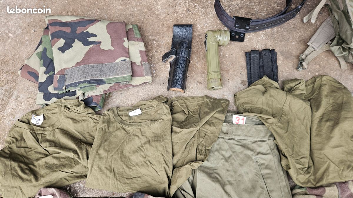 Lot affaires militaires (image 2)