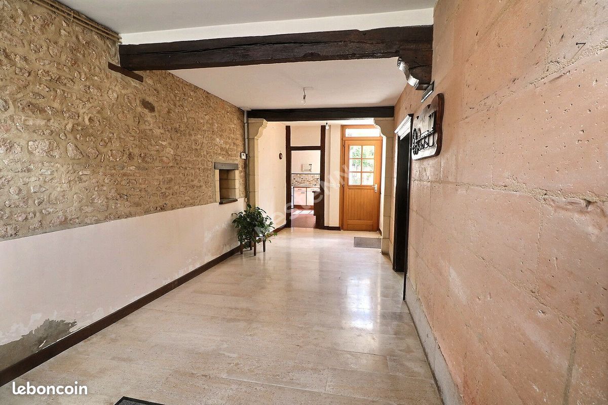 Maison 9 pièces 168 m² · à Prouilly · 168 m² · 235 400 €