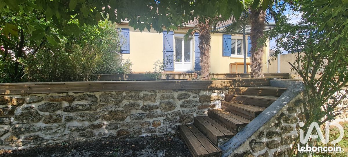 Maison 5 pièces 93 m² · à Dampmart · 93 m² · 365 000 €