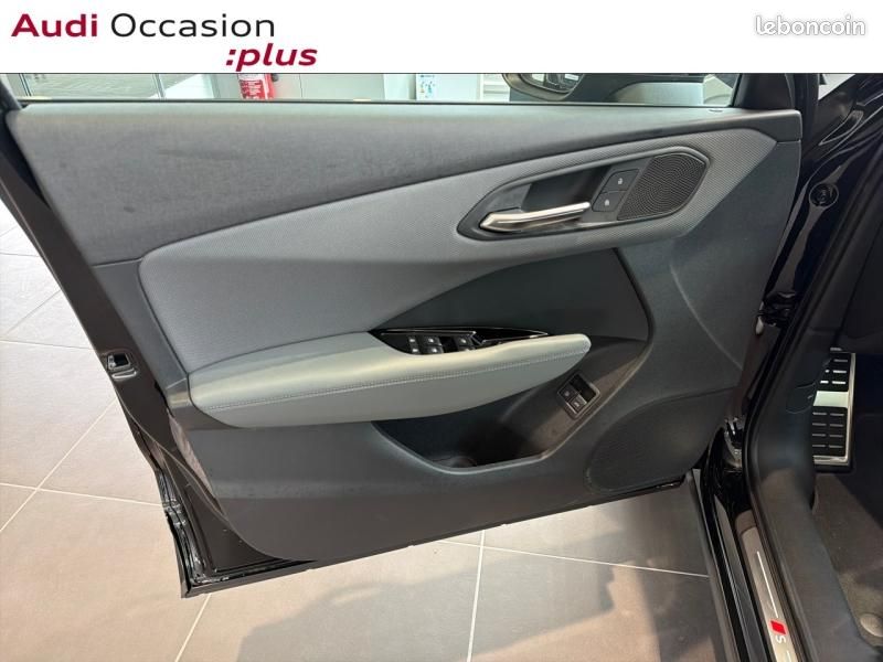 Audi Q3 1.5 e-hybrid 272ch S line S tronic 6 (image 38)