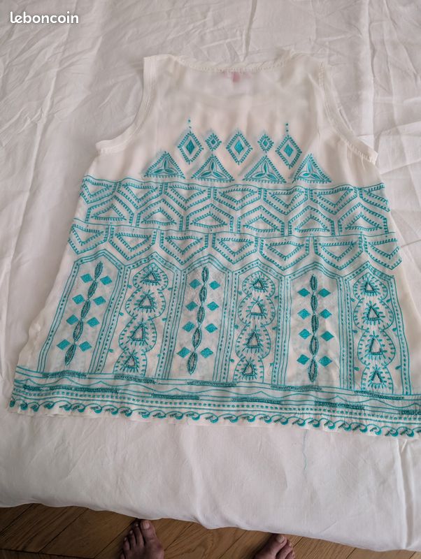 Haut été broderie et perles couleur turquoise taille M marque René Derhy (image 4)