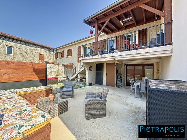 Maison 8 pièces 182 m²