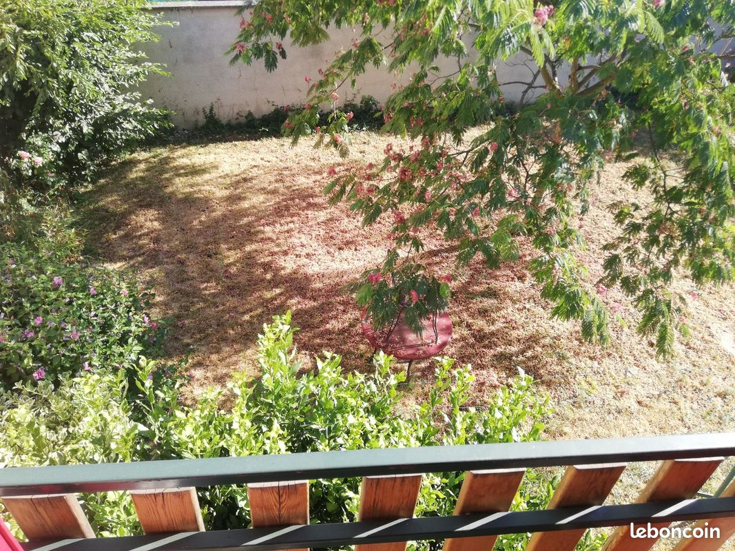 Appartement 1 pièce 35 m² · à Oullins-Pierre-Bénite · 35 m² · 630 €