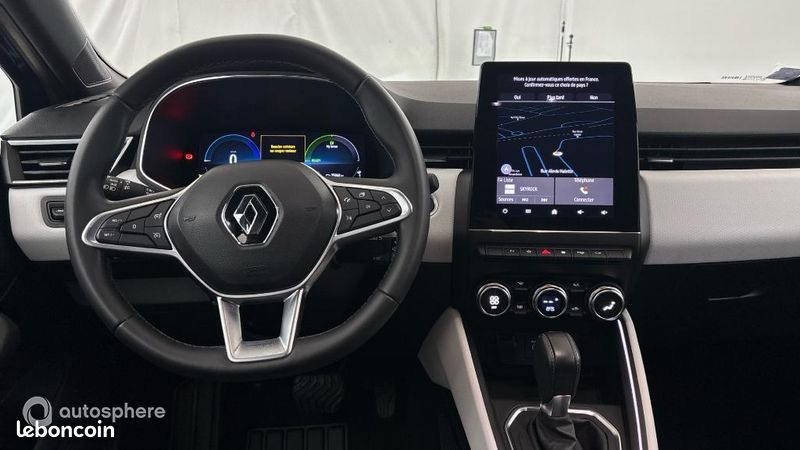 Renault Clio 1.6 E-Tech hybride 140ch Intens -21N (image 11)