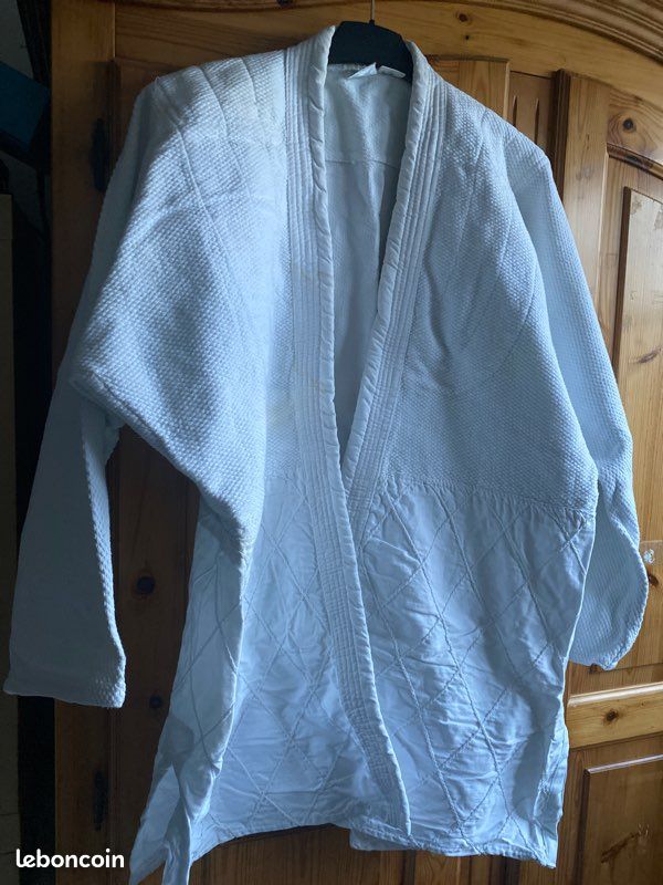 Kimono de judo enfant (image 4)