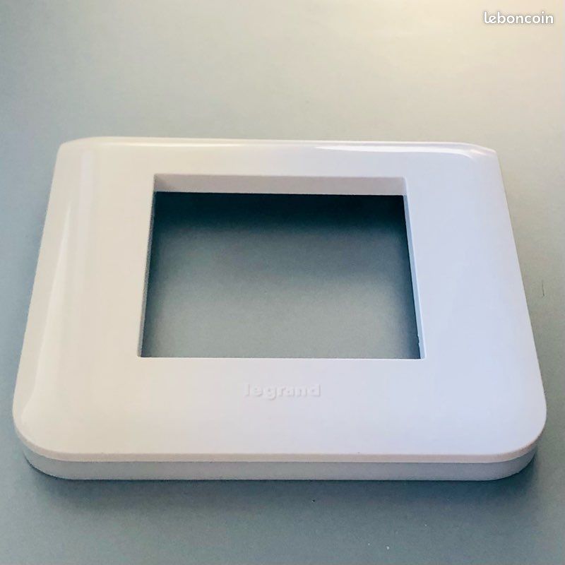 LEGRAND 75010 - 1 Plaque HORIZONTALE 4 modules - Blanc - ancien MOSAIC