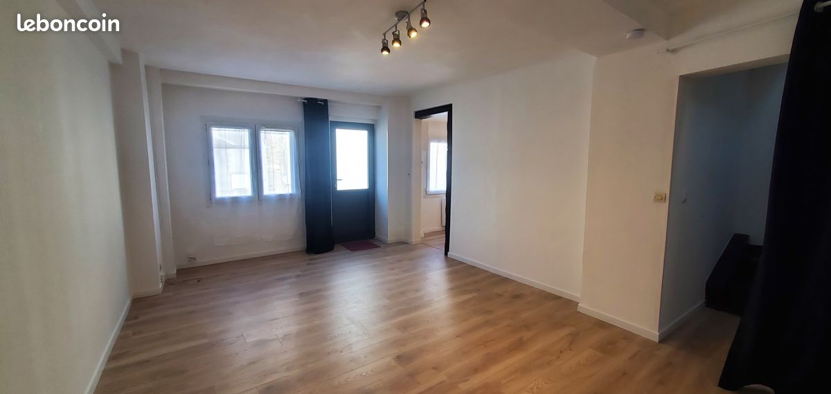 Maison 3 pièces 55 m² · à La Suze-sur-Sarthe · 55 m² · 630 €/mois