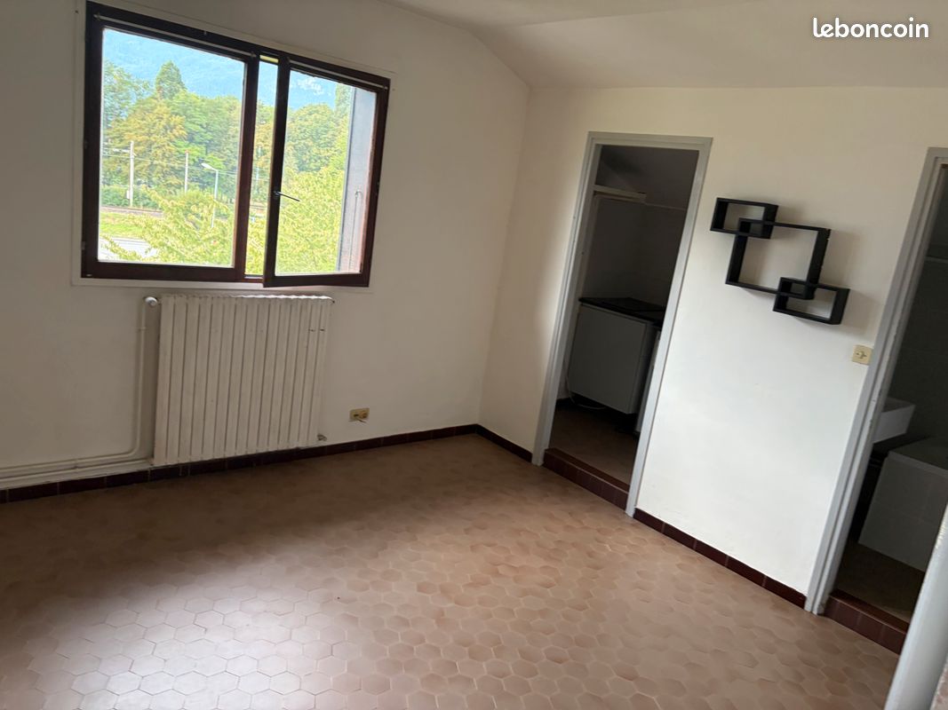 Appartement 1 pièce 25 m² · à Cluses · 25 m² · 495 €