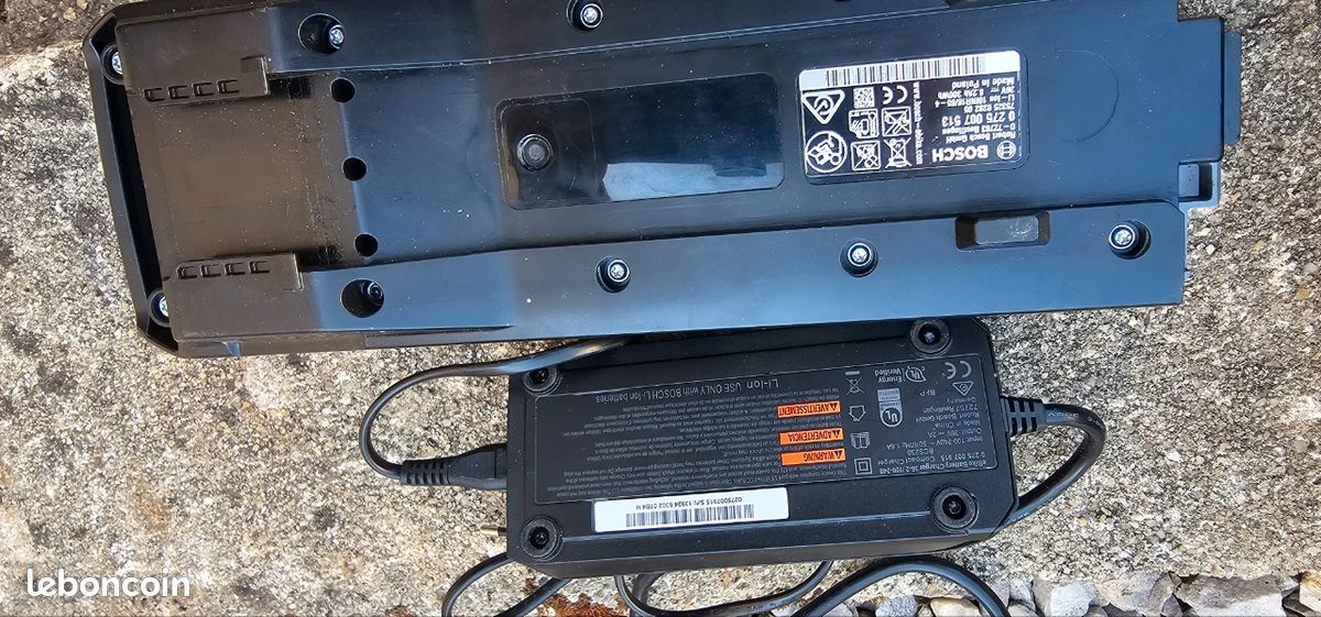 2 Batteries velo 36 v+ chargeur (image 2)