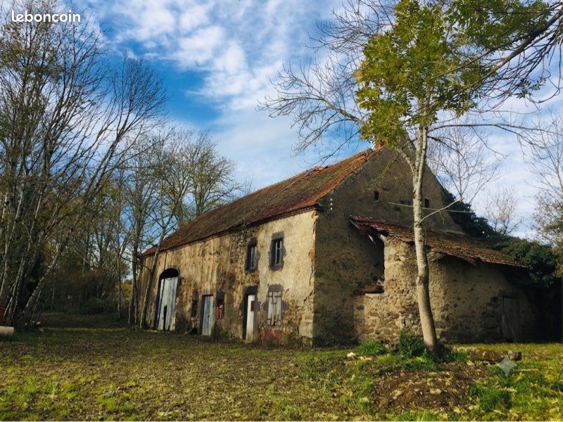 Maison 2 pièces 150 m² · à Manzat · 150 m² · 160 000 €