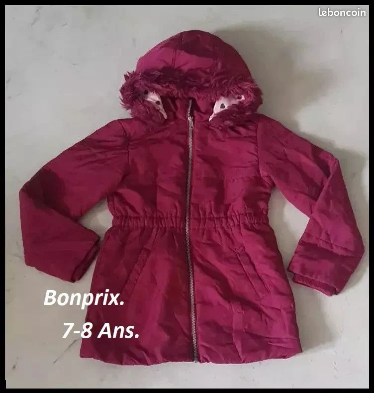 Lot vêtements fille Taille 6 à 7 ans (image 2)