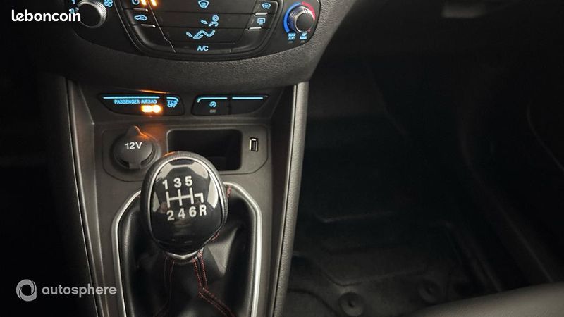 Ford Transit Courier Véhicule utilitaire ou Société 1.5 EcoBlue 100ch Active (image 19)