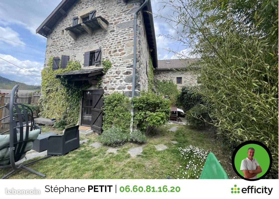 Maison 7 pièces 164 m² · à Saint-Hostien · 164 m² · 189 000 €