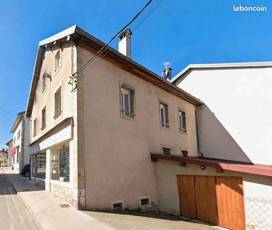 Maison 8 pièces 200 m² · à Morteau · 200 m² · 550 000 €