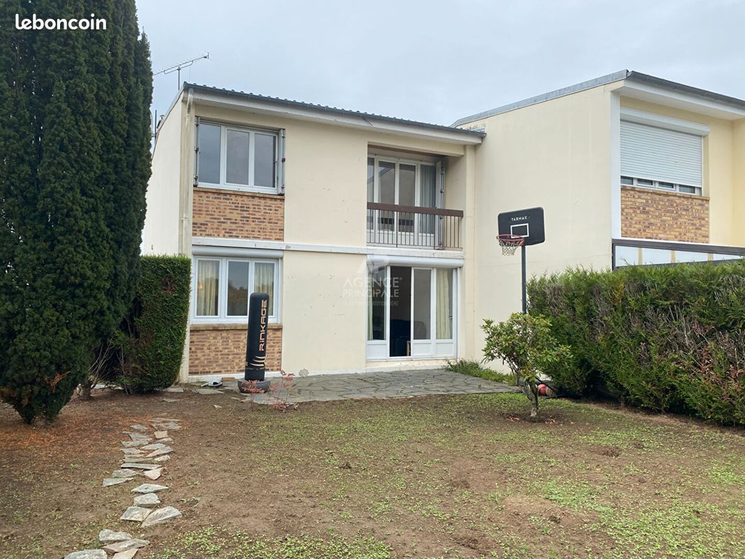 Maison a louer pontoise - 5 pièce(s) - 99 m2 - Surfyn