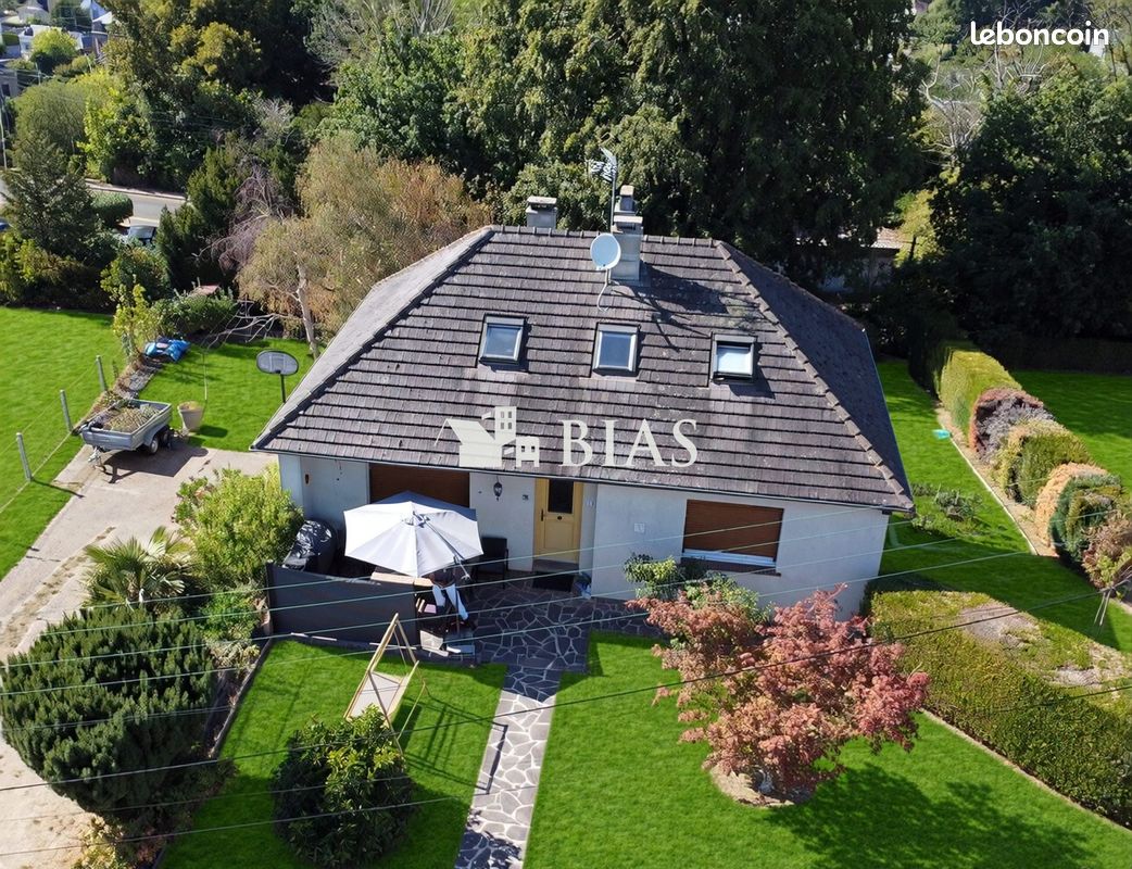 Maison 5 pièces 81 m² · à Bernay · 81 m² · 235 000 €