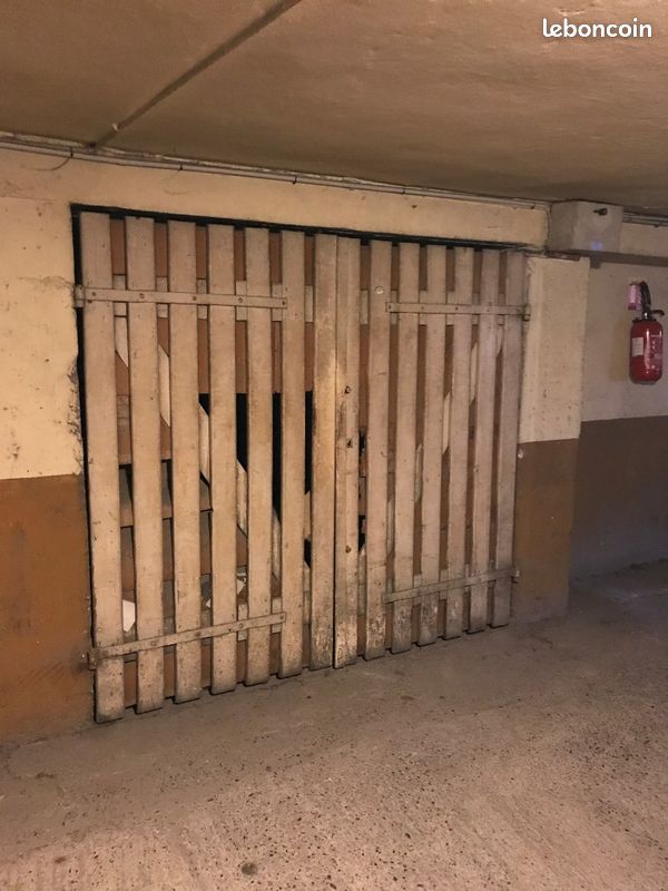 Parking/box Toulouse · 55 €