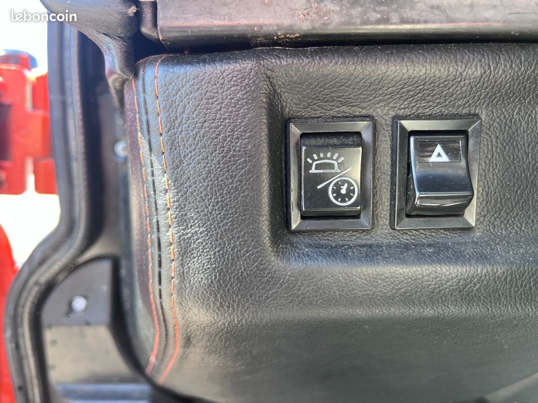 LAND ROVER DEFENDER 3.5 V8 Bache 133cv (image 16)