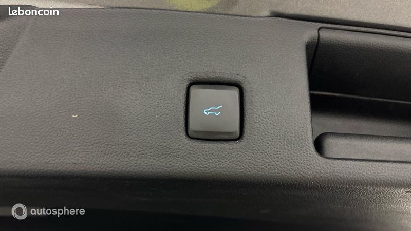 Ford Kuga 2.5 Duratec 190ch FHEV Vignale BVA i-AWD (image 33)