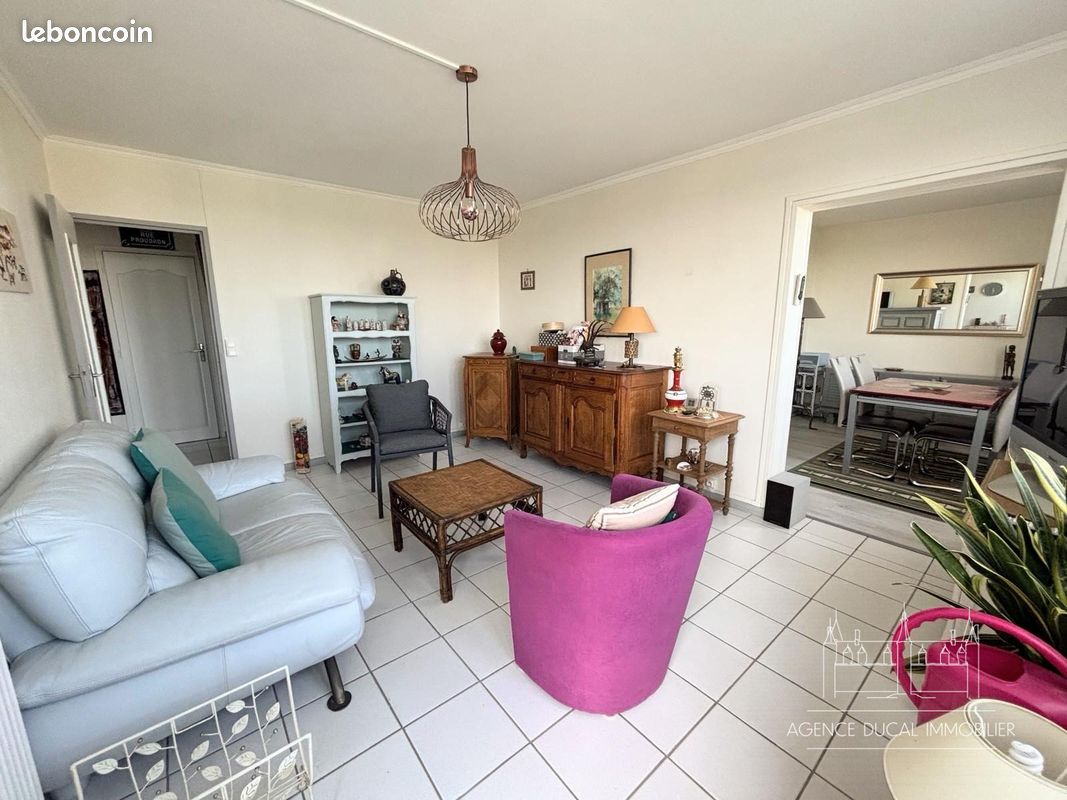 Appartement 3 pièces 72 m² · à Nevers · 72 m² · 75 000 €