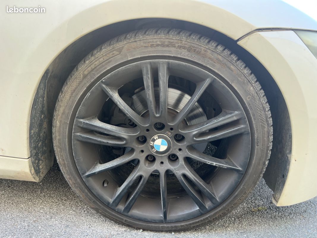 BMW SERIE 3 COUPE E92 LCI 320d 184ch PACK M Steptronic A MOTEUR CHANGE 13 000KM + TOIT OUVRANT (image 27)