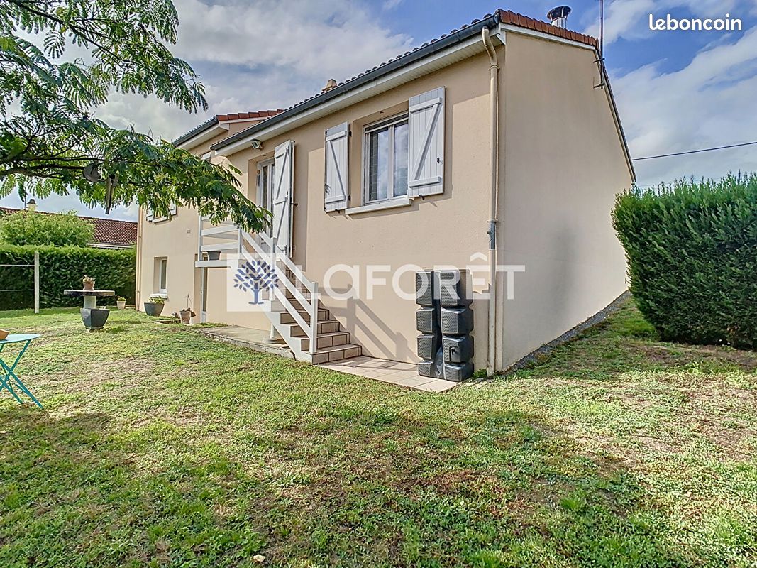 Maison 5 pièces 99 m² · à Nueil-les-Aubiers · 99 m² · 208 490 €